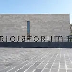 Con encanto y bien ubicado