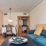 Logrono: Piso Con Garaje Y Piscina.