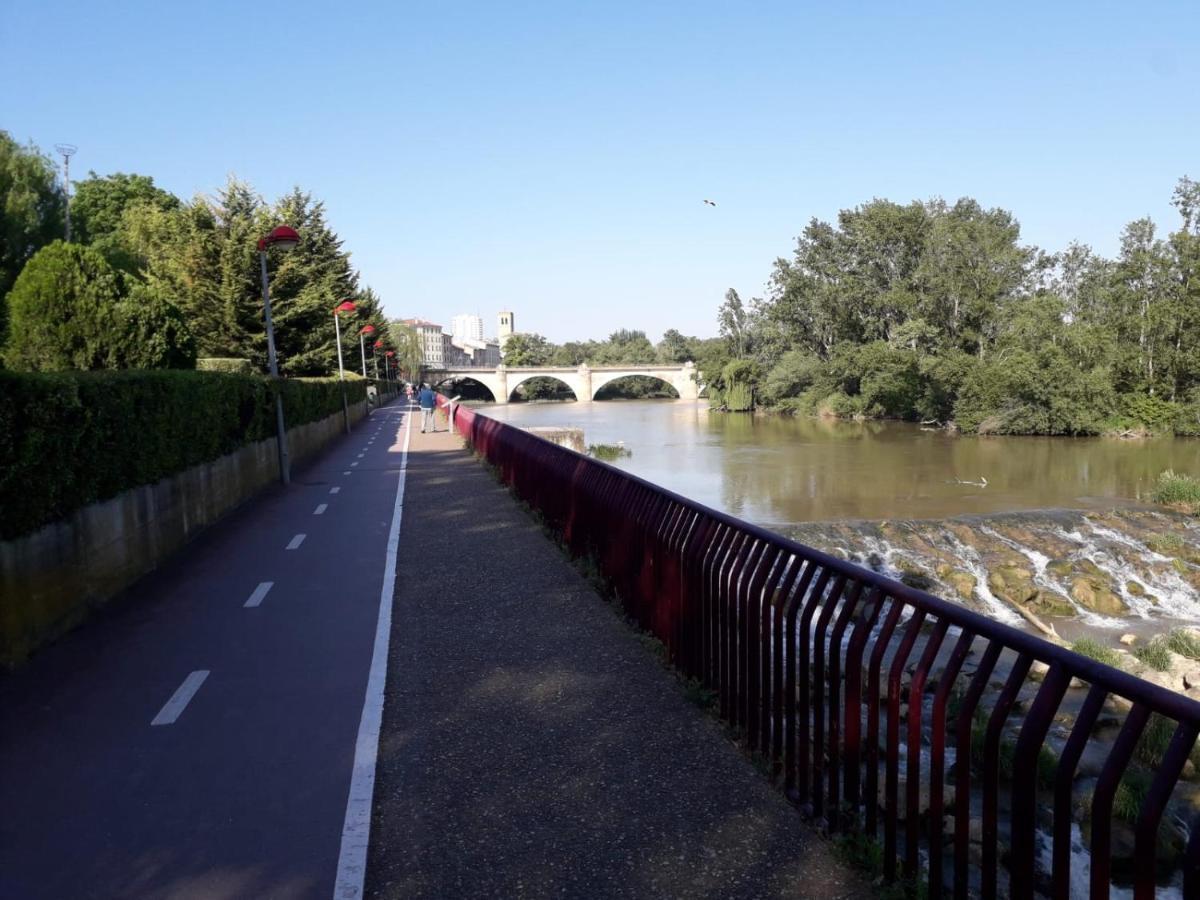 Centrico Y Con Encanto En Tierra De Vinos Logrono