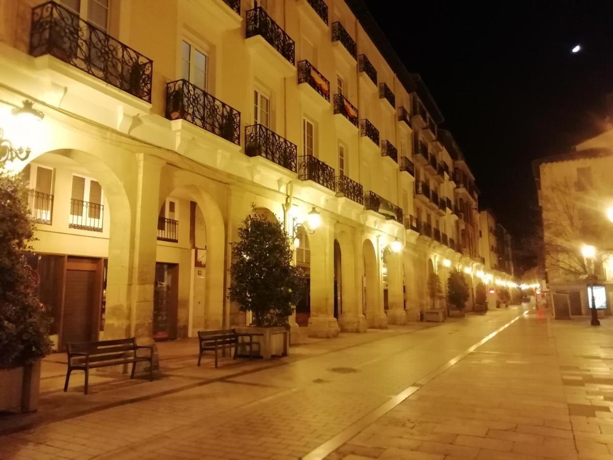 Apartment Turistico Santiago Logrono