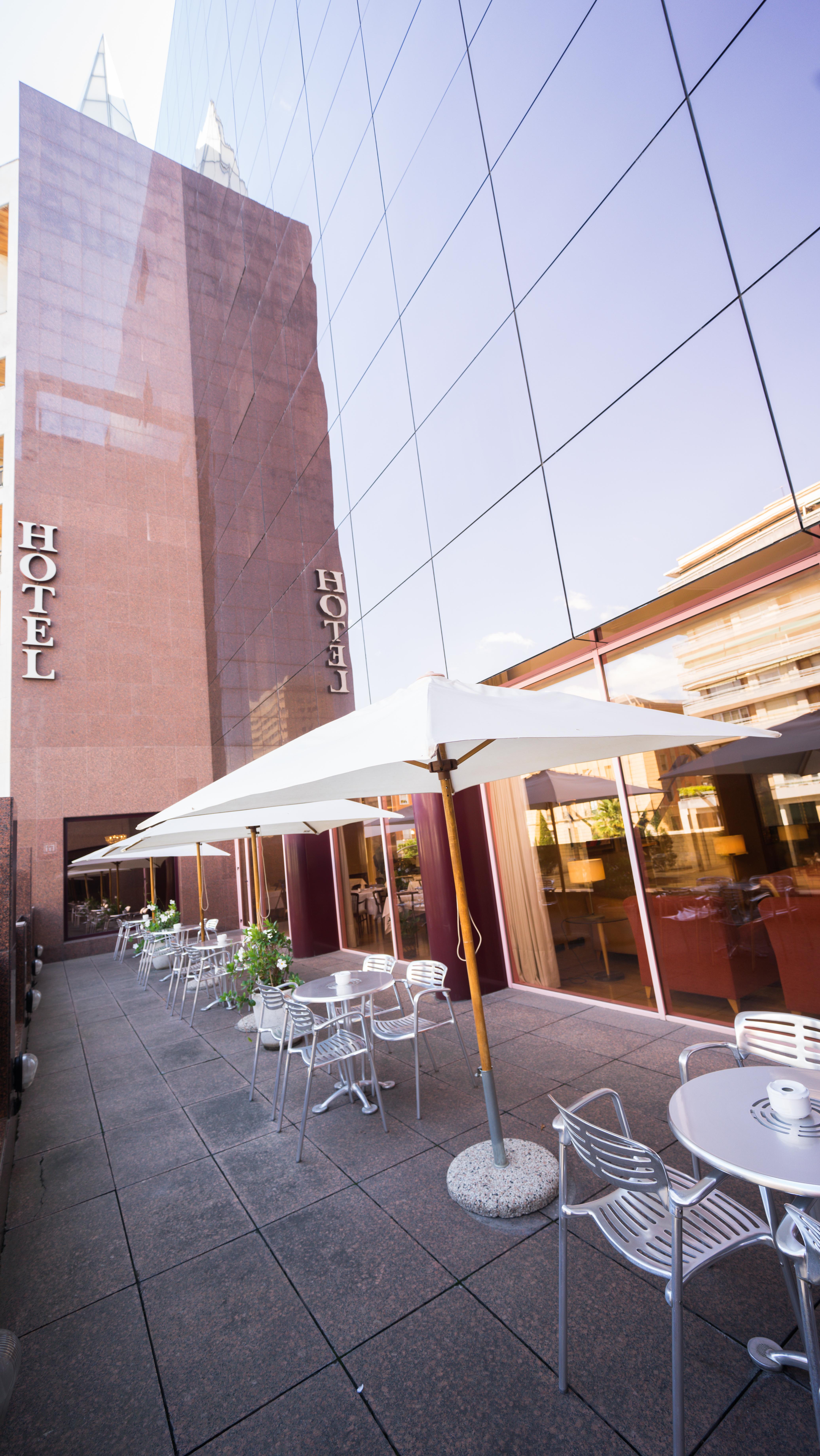 Mercure Carlton Rioja 4*