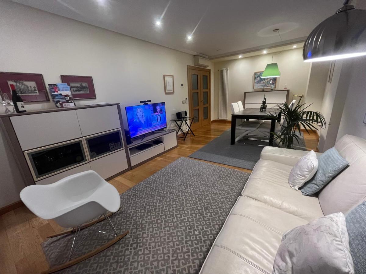 Mercedes Apartment Logrono