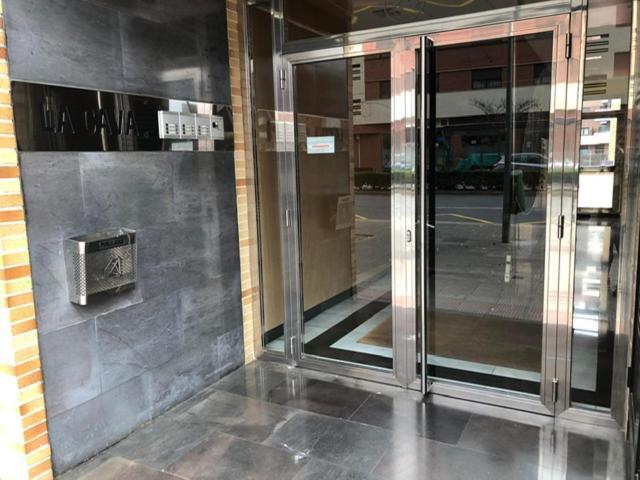 Logrono: Piso Con Garaje Y Piscina. Logrono