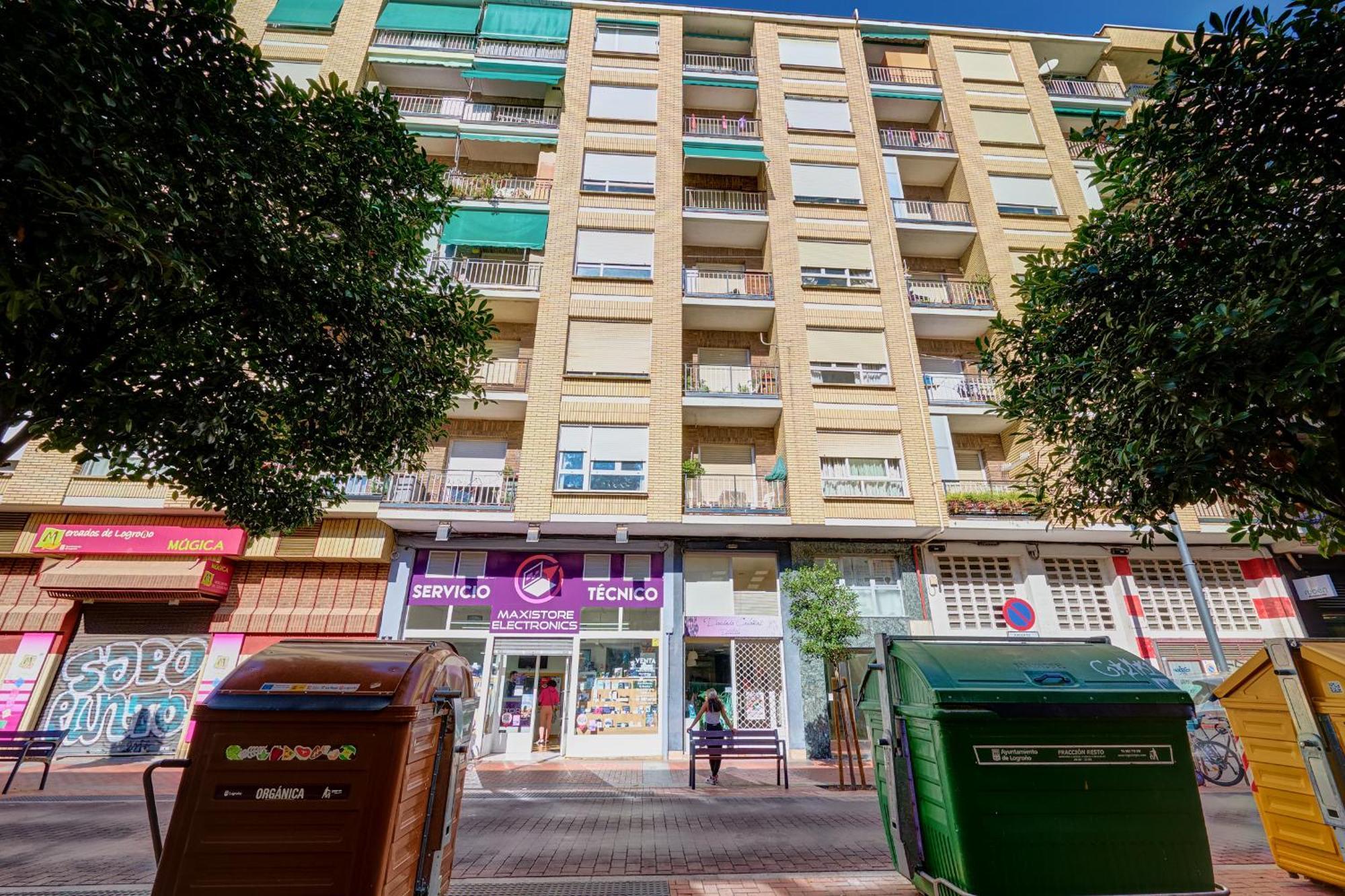 Mugica - Gran Via *