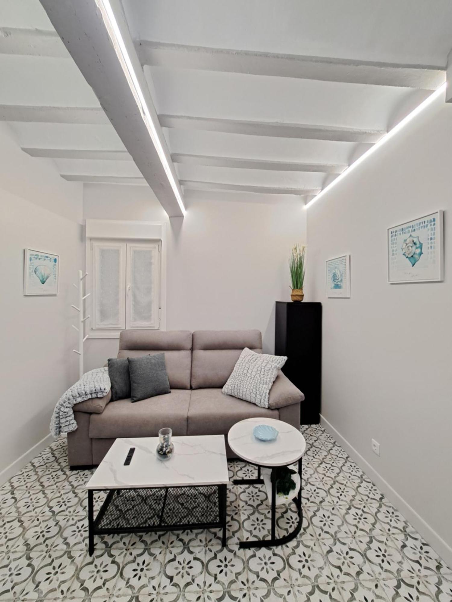 El Balcon De Caballerias, Aire Acondicionado, Wifi Apartment *