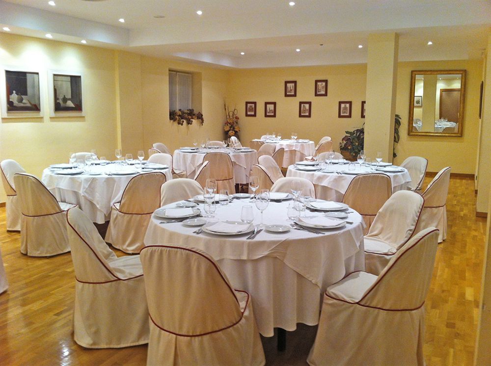 Hotel Mercure Carlton Rioja 4*