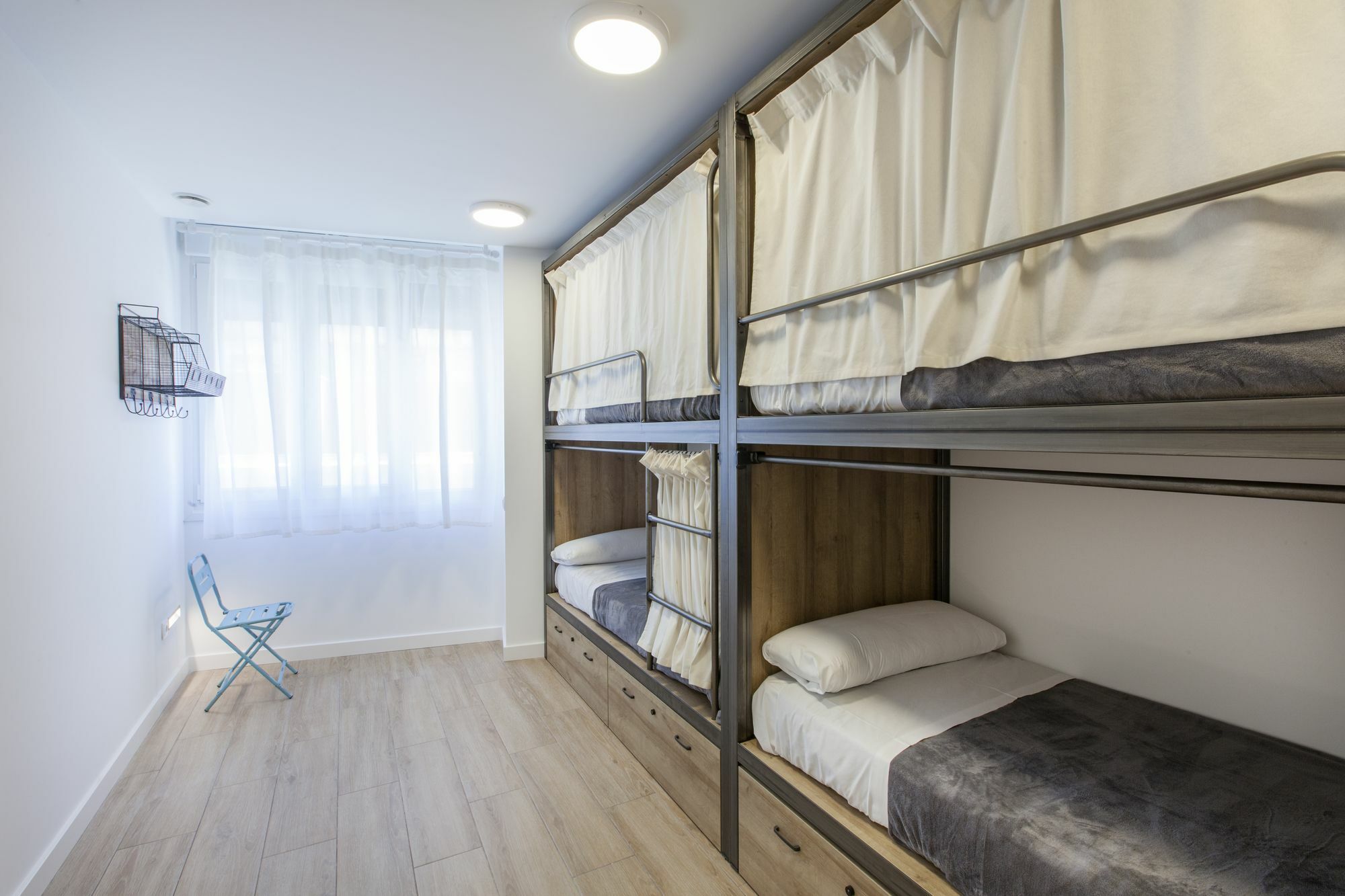 Winederful Hostel&café