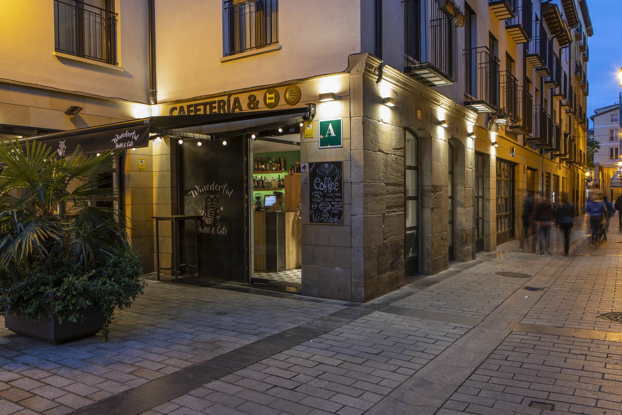 Hostal Winederful Hostel&café Logroño