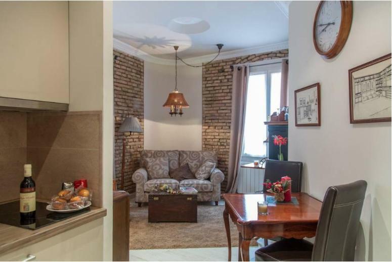 En Casco Antiguo Apartment *