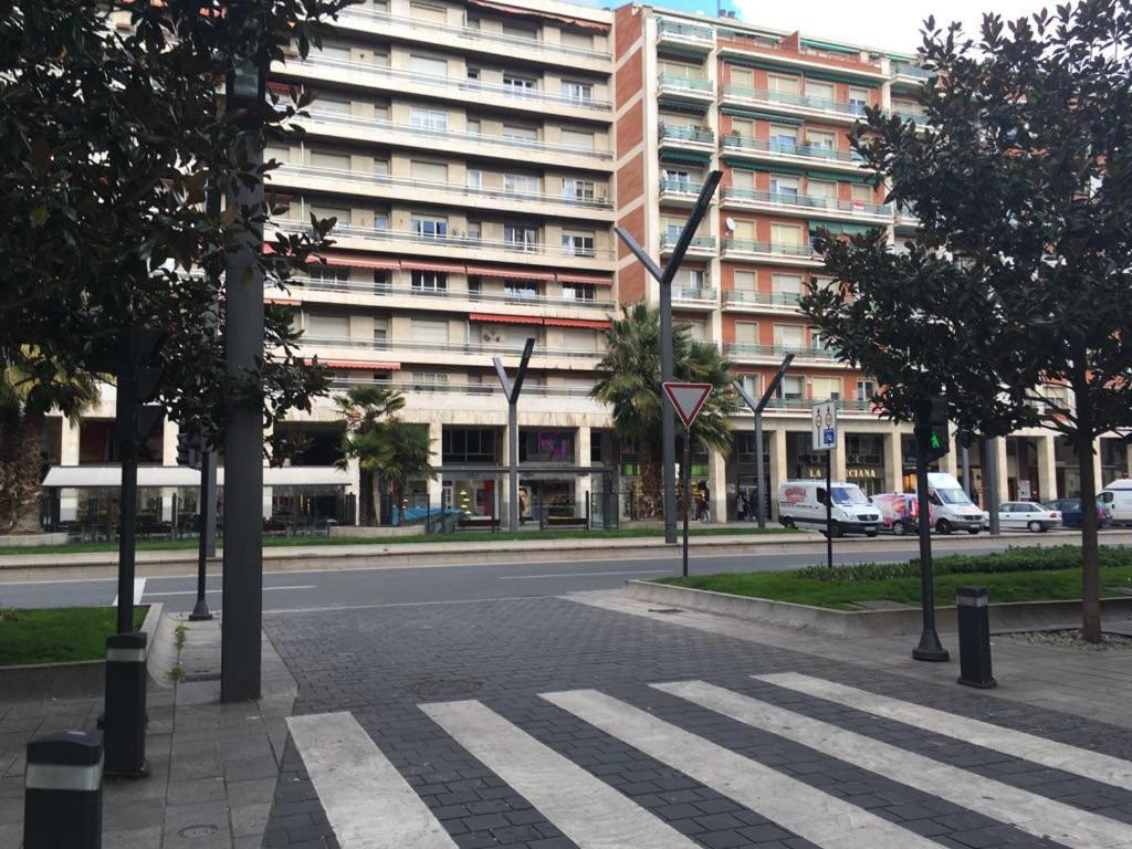 Muy Centrico Y Diseno Moderno 7' Laurel Vivienda De Uso Turistico Apartment Logrono