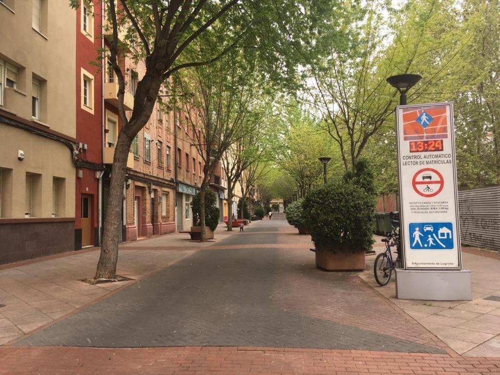Apartment A 5 Minutos Estac Tren Centrico Y Estiloso Vivienda De Uso Turistico Logrono